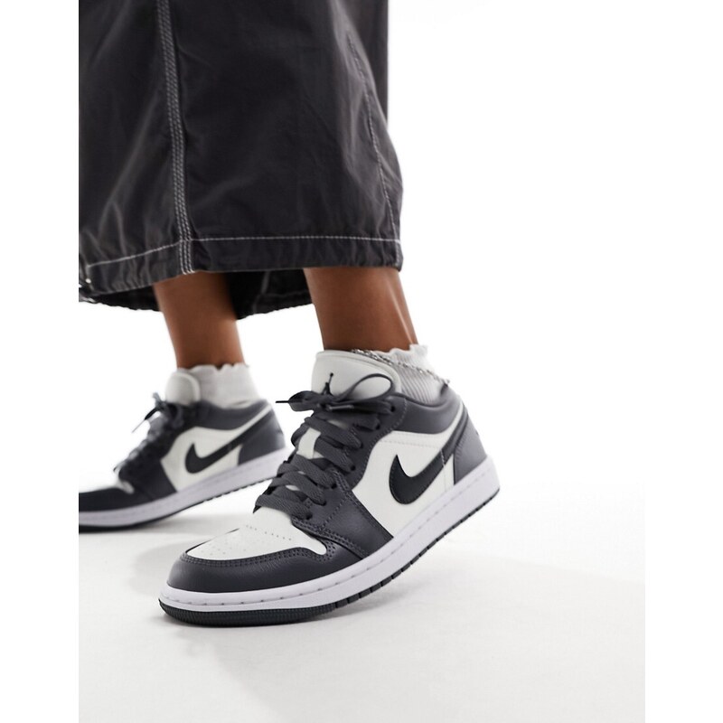 Air Jordan 1 Low - Sneakers basse bianco sporco e grigio scuro
