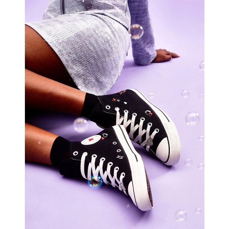 Converse - Chuck Taylor All Star - Sneakers nere con cuori-Nero