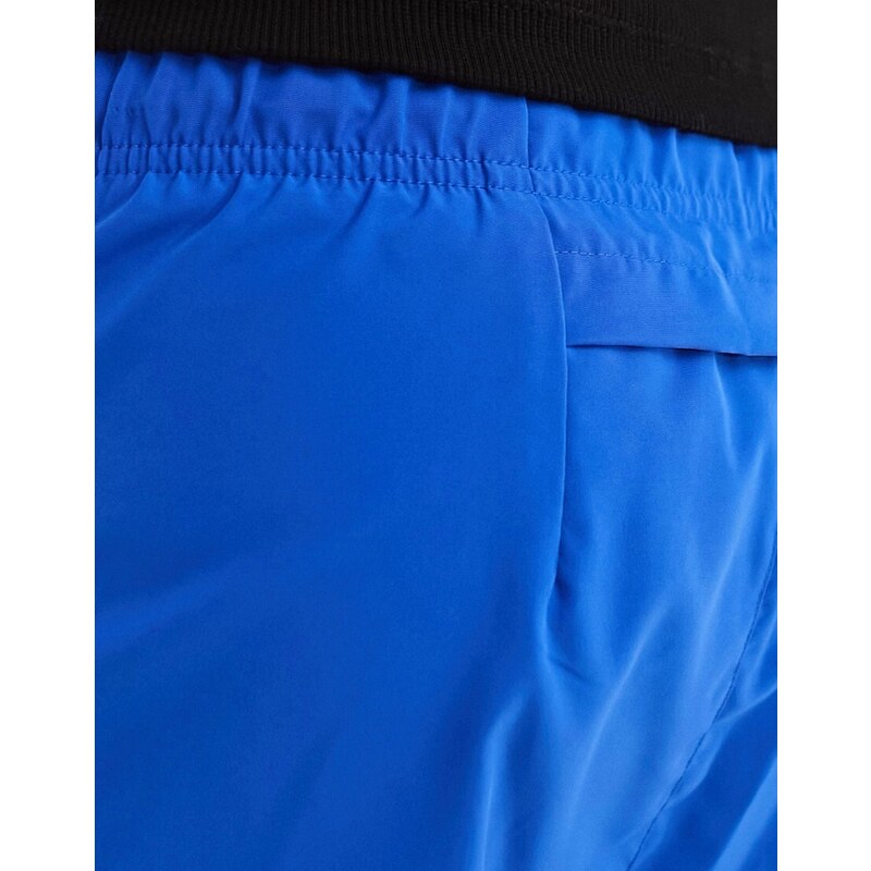 Nike Running - Dri-FIT Challenger - Pantaloncini blu reale da 5"