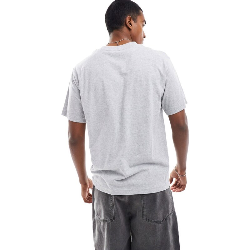 New Balance - T-shirt con logo piccolo grigia-Grigio