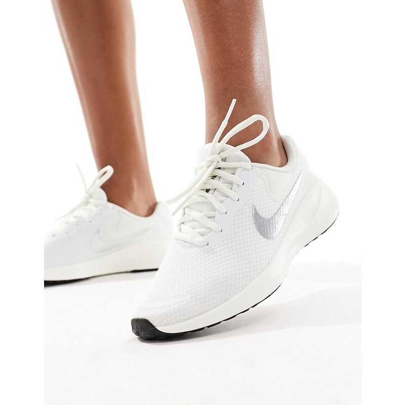 Nike Running - Revolution 7 - Sneakers bianche e argento-Bianco