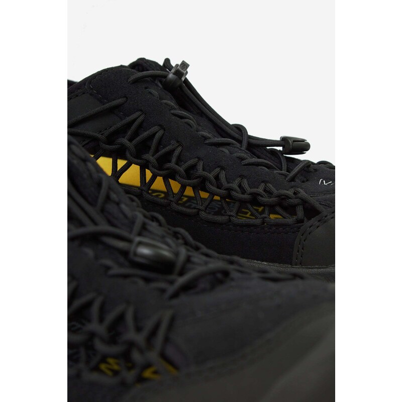 KEEN Sneakers UNEEK NXIS in camoscio e tessuto nero