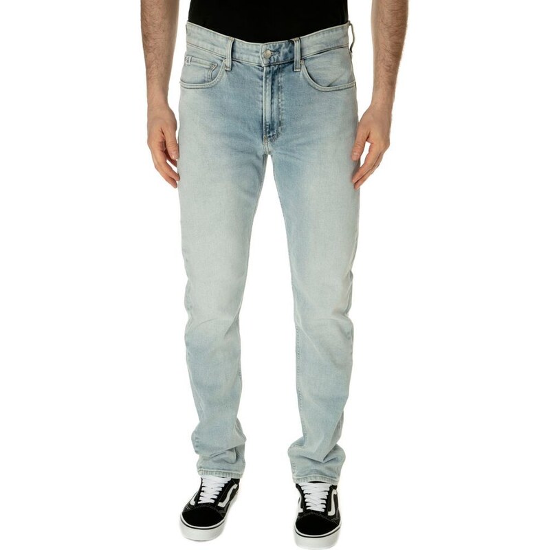 Calvin Klein Jeans Slim Taper in denim chiaro