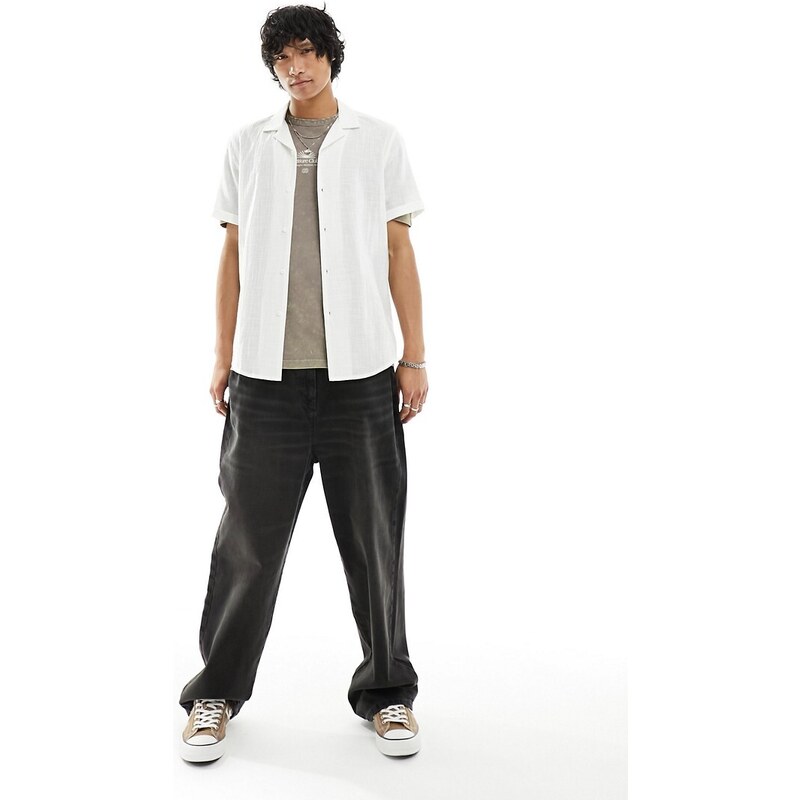 ASOS DESIGN - Camicia a maniche corte vestibilità comoda bianca effetto lino-Bianco
