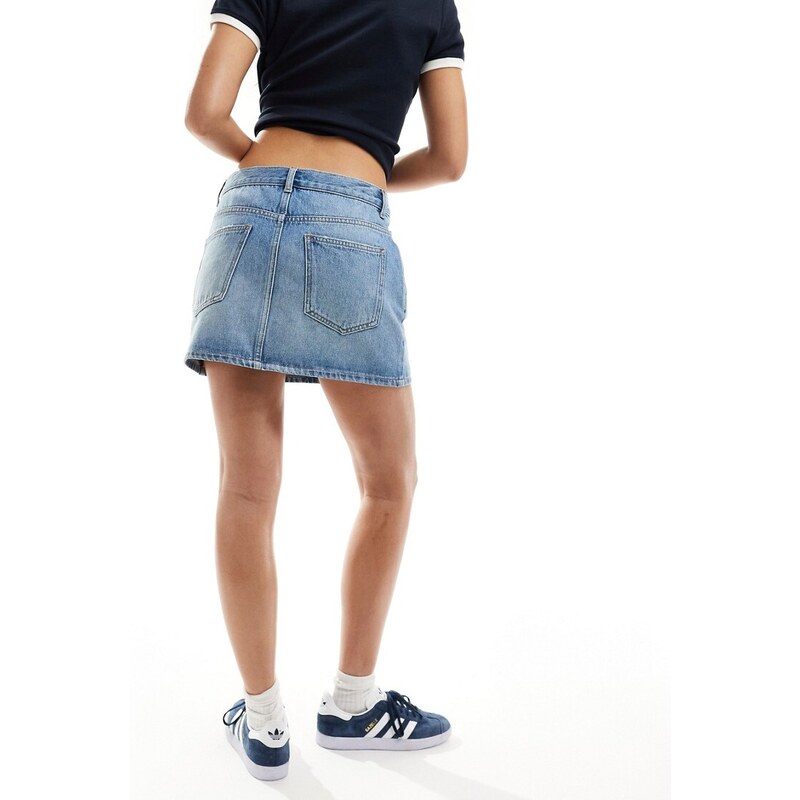 ASOS DESIGN - Minigonna di jeans blu medio