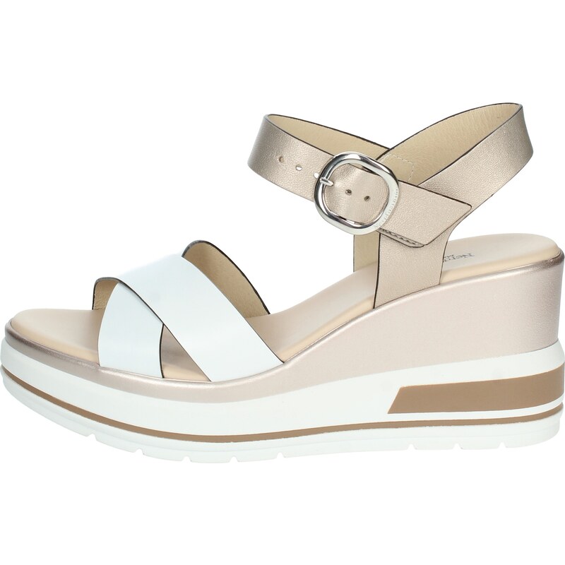 Sandali su zeppa in pelle e glitter