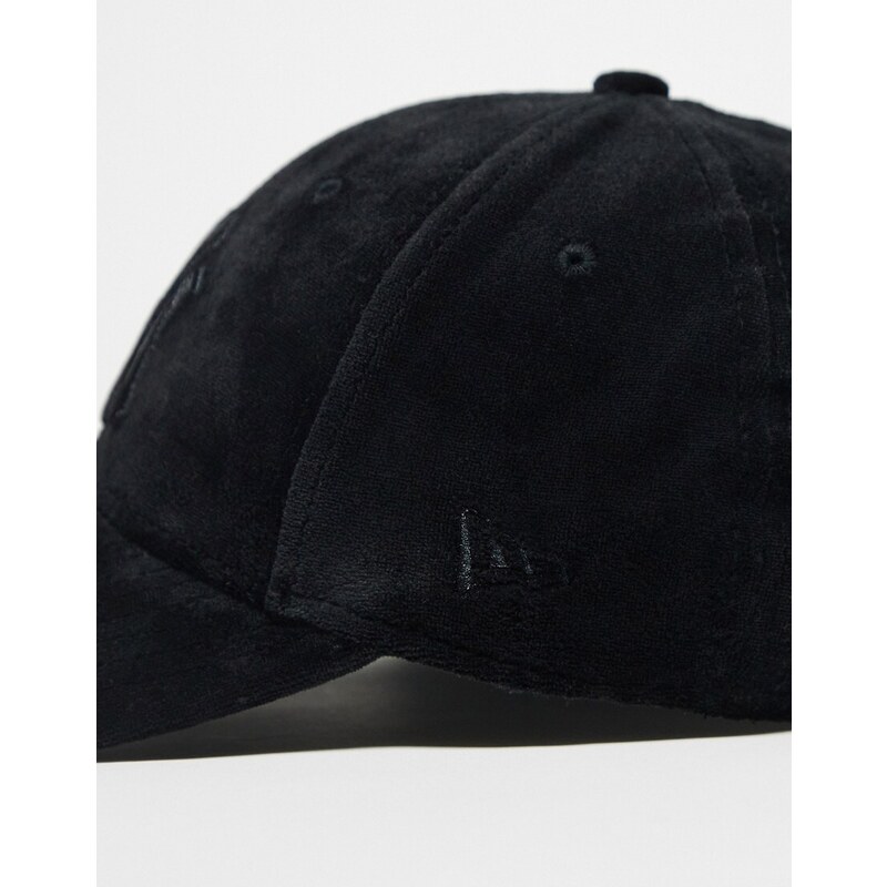 New Era - 9forty - Cappellino nero in velour con logo dei New York Yankees