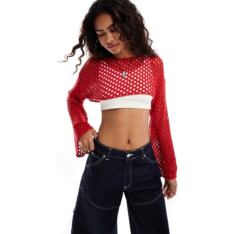 Monki Crop Top Super Corto Stile Bolero Rosso In Maglia All uncinetto Monki Crop Top Super Corto Stile Bolero Rosso In Maglia All uncinetto