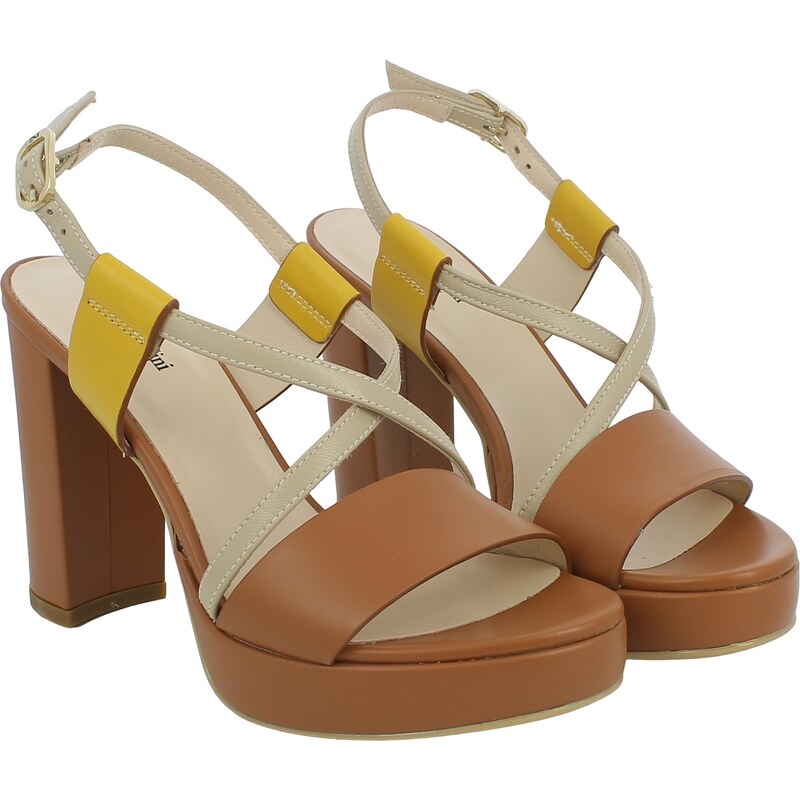 Sandalo beige con tacco largo e plateau Beige - Chaussures