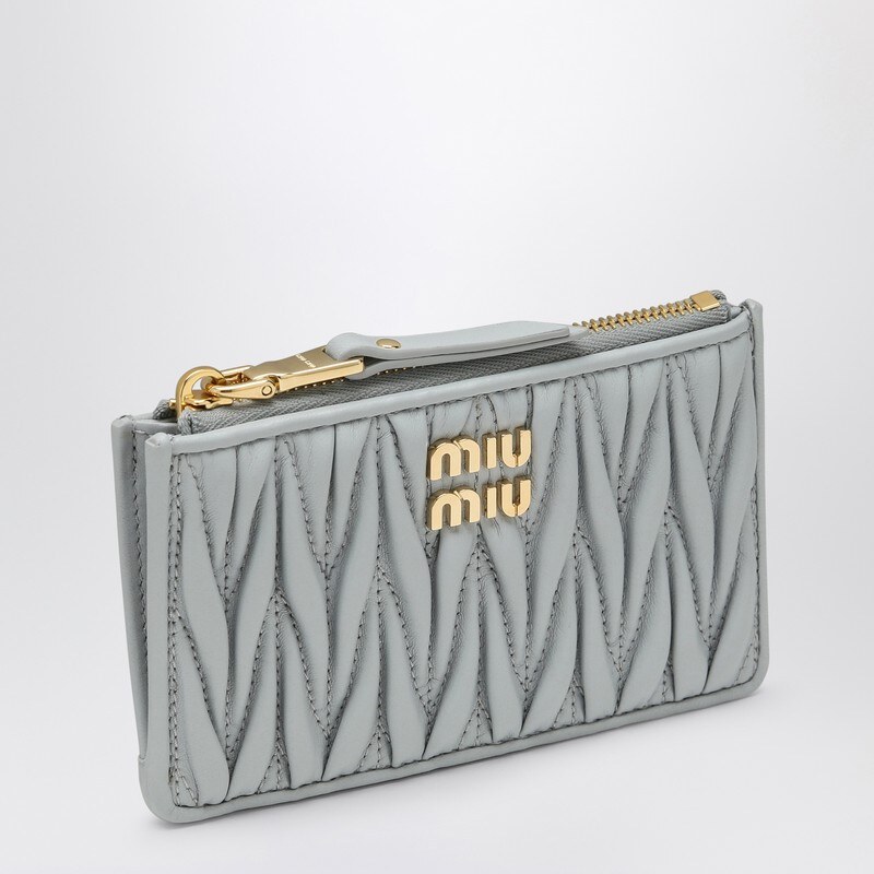 Miu Miu Portacarte con zip color perla in pelle matelassé
