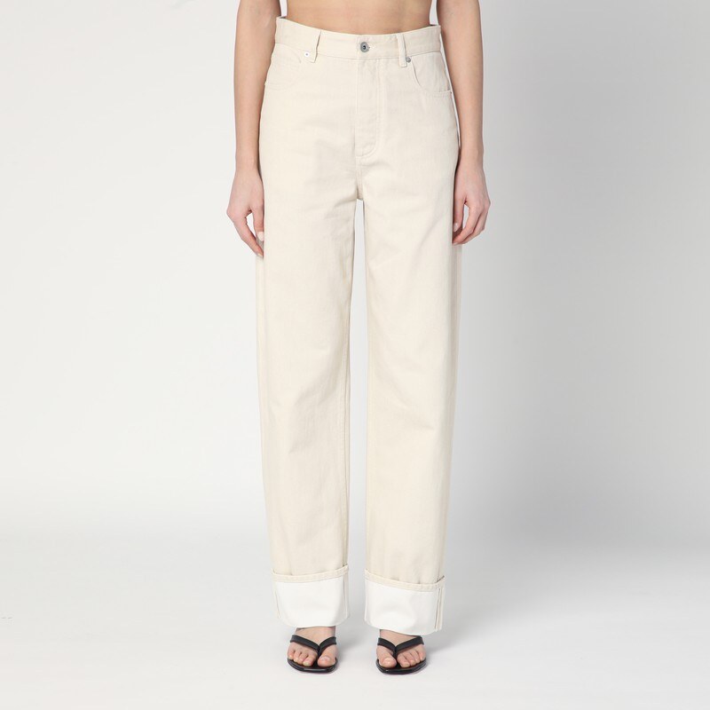 Bottega Veneta Jeans color meringa con risvolto