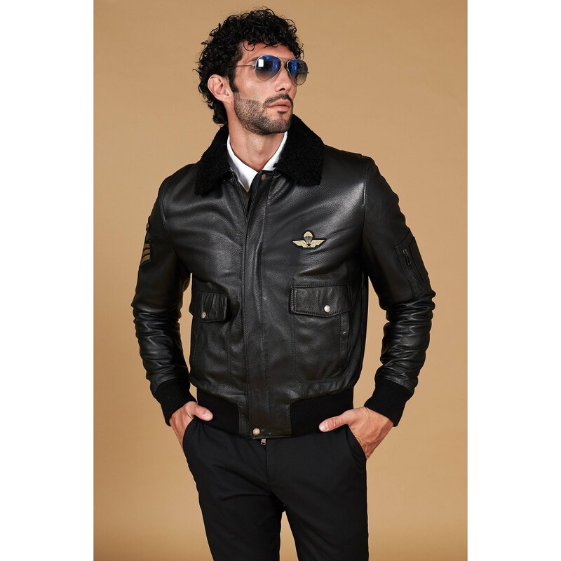 Giubbotto aviatore in pelle raggrinzita nera collo montone D'Arienzo