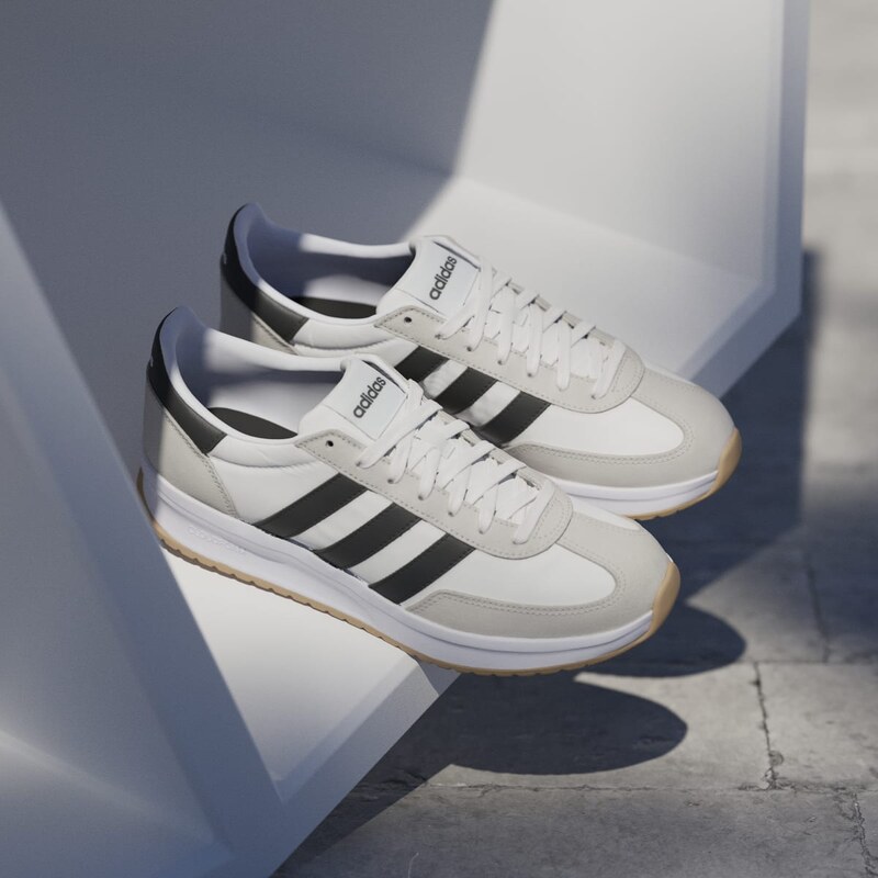 Sneakers da uomo bianche con dettagli beige adidas 70's Run 2.0