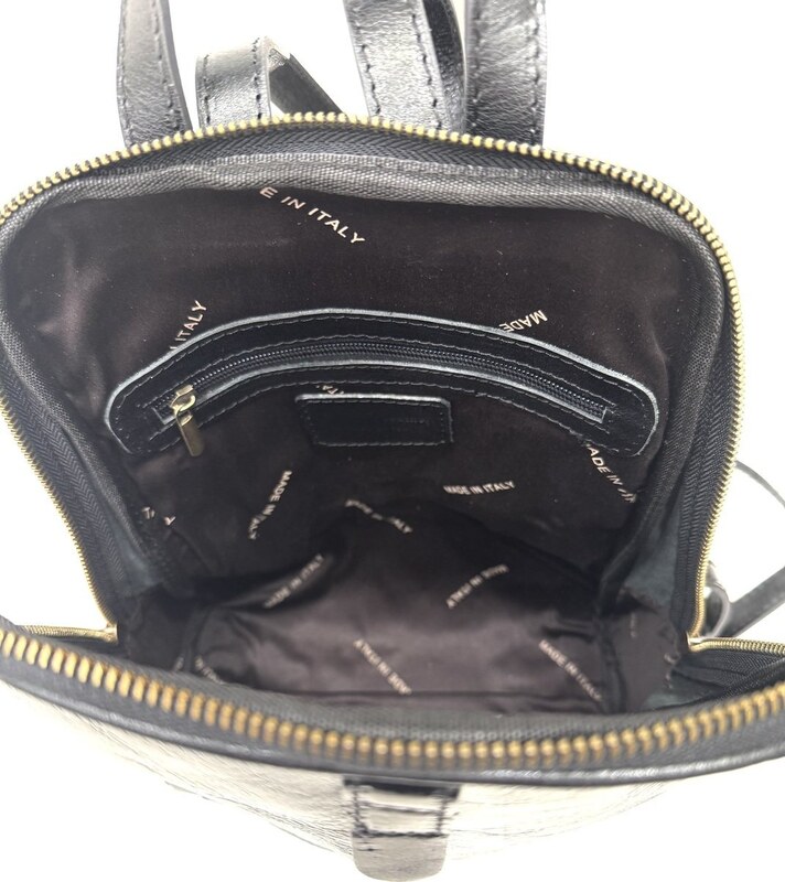 Zaino donna in vera pelle MONTE VENTUROSA, colore NERO, CHIAROSCURO, Made in Italy
