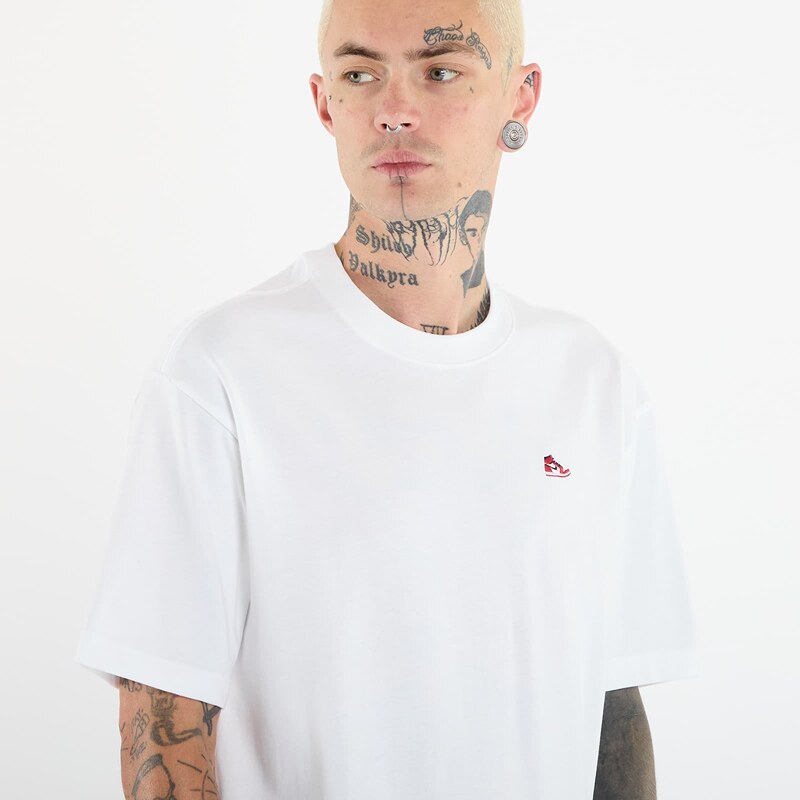 Maglietta Jordan Brand Men's Sneaker Patch T-Shirt White/ Varsity Red XS