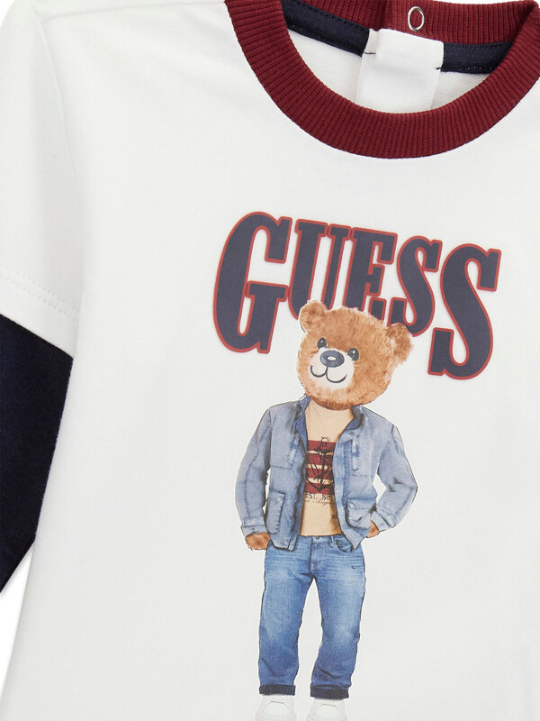 Completo maglietta e pantaloni Guess