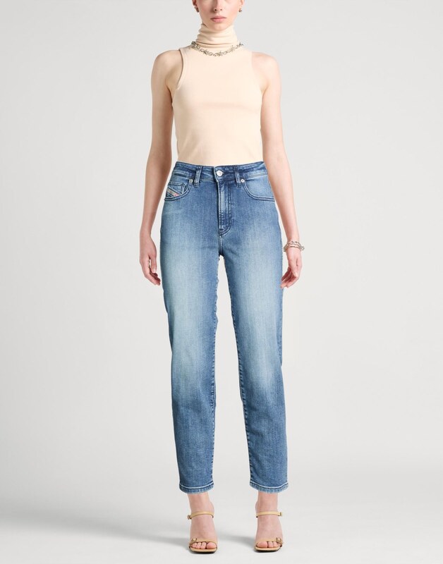 DIESEL - BOTTOMWEAR - Pantaloni jeans su YOOX.COM