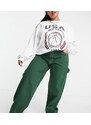 ASOS Curve ASOS DESIGN Curve - Jeans modello skater oversize a vita medio alta verdi con cuciture con filo a contrasto-Verde