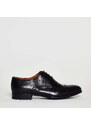 Doucal's scarpa classica stringata in pelle martellata nera, fondo in gomma 30 mm