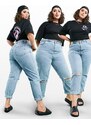 ASOS Curve ASOS DESIGN Curve - Original - Mom jeans a vita alta lavaggio chiaro con strappi-Blu