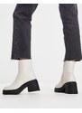 New Look - Stivali a calza bianco sporco con tacco e suola spessa-Nero