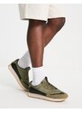 Public Desire - Revolver - Sneakers da running color kaki stile rétro-Verde