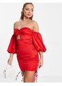 Parisian - Vestito corto in raso rosso con cut-out e scollo alla Bardot