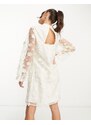 Y.A.S Bridal - Vestito corto da sposa bianco a fiori 3D