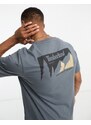 Timberland - T-shirt grigia con stampa di montagne sul retro-Grigio