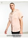 ASOS DESIGN - Camicia in raso con colletto a rever color pesca-Rosa