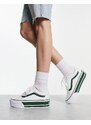 Vans - Old Skool - Sneakers bianche con righe verdi sportive e suola rialzata-Bianco