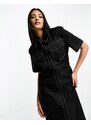 Selected Femme - Vestito lungo stile camicia nero con cuciture a contrasto e arricciatura sul lato
