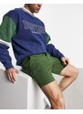 ASOS DESIGN - Pantaloncini skinny lunghezza media kaki-Verde