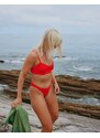 Billabong x Amanda Djerf - Top bikini rosso a coste con ferretto