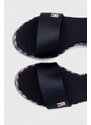 Tommy Hilfiger sandali COLORFUL WEDGE SATIN SANDAL colore blu navy FW0FW07913
