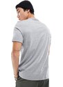 Fred Perry - T-shirt grigia con bordini a contrasto-Grigio