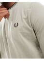 Fred Perry - Maglietta a maniche lunghe beige con doppie righe a contrasto sui bordi-Grigio