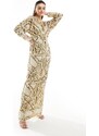 ASOS DESIGN - Vestito lungo decorato color oro con maniche ad ali di pipistrello