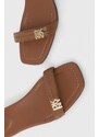 Dkny sandali in pelle Ella colore marrone K1480996