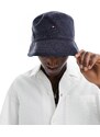 Tommy Hilfiger - Cappello da pescatore in tessuto blu con bandiera