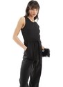 ONLY - Tuta jumpsuit senza maniche in misto lino nero con cintura